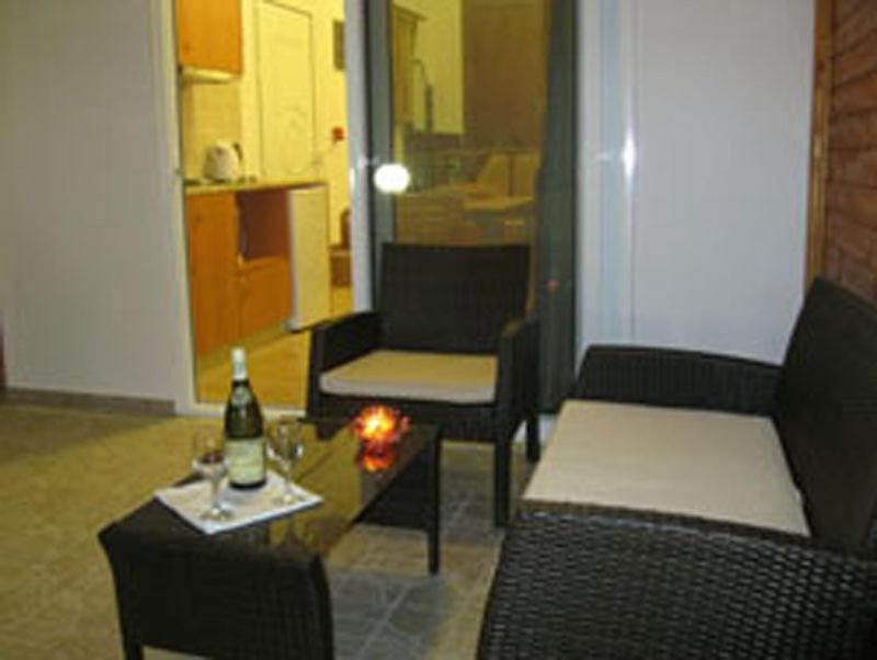 קיוטארי Seaside Studios Kirania חדר תמונה